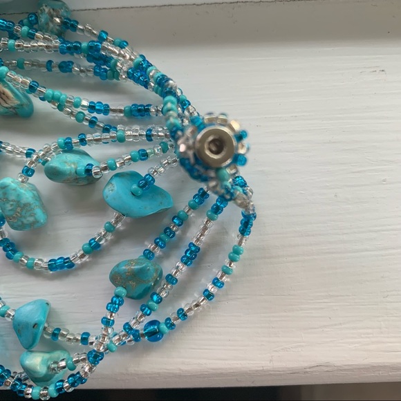 A pop of Turquoise in this beautiful, magnetic 12 strand of beads!! - Picture 4 of 4